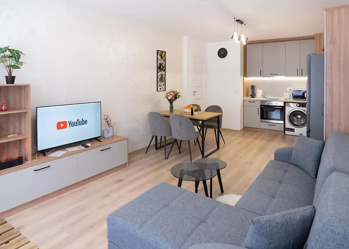 New Modern & Cozy With Free Parking Apartament