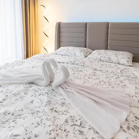 Apartman New Modern & Cozy With Free Parking Várna